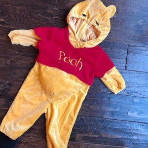 Pooh costume 6-9 months